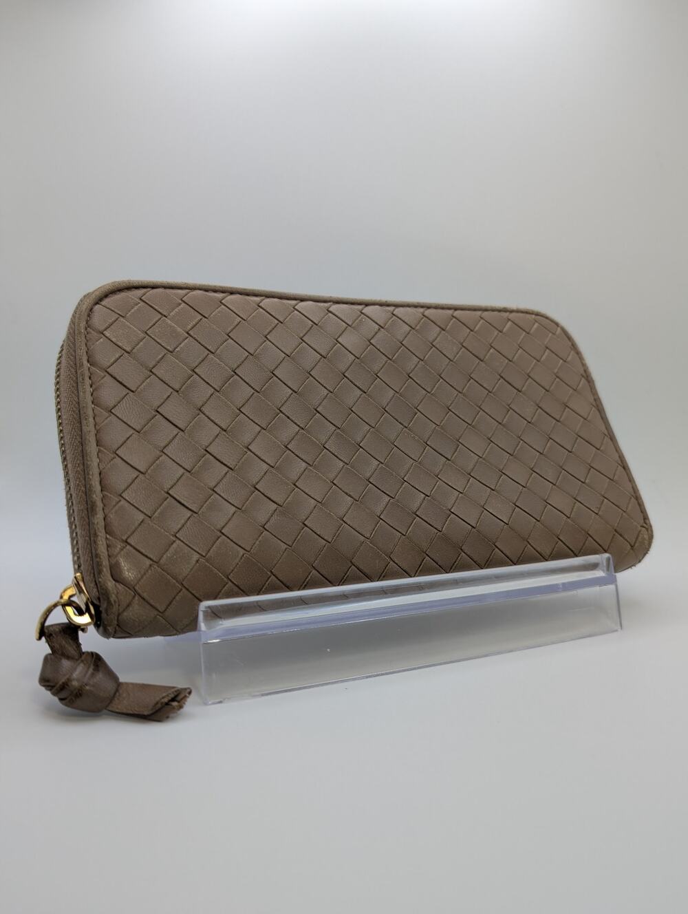 Authentic Bottega Veneta Intrecciato Zippy Long Wallet – Tan